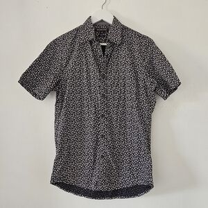 Michael Kors Men's Black and White Slim Fit Floral Shirt